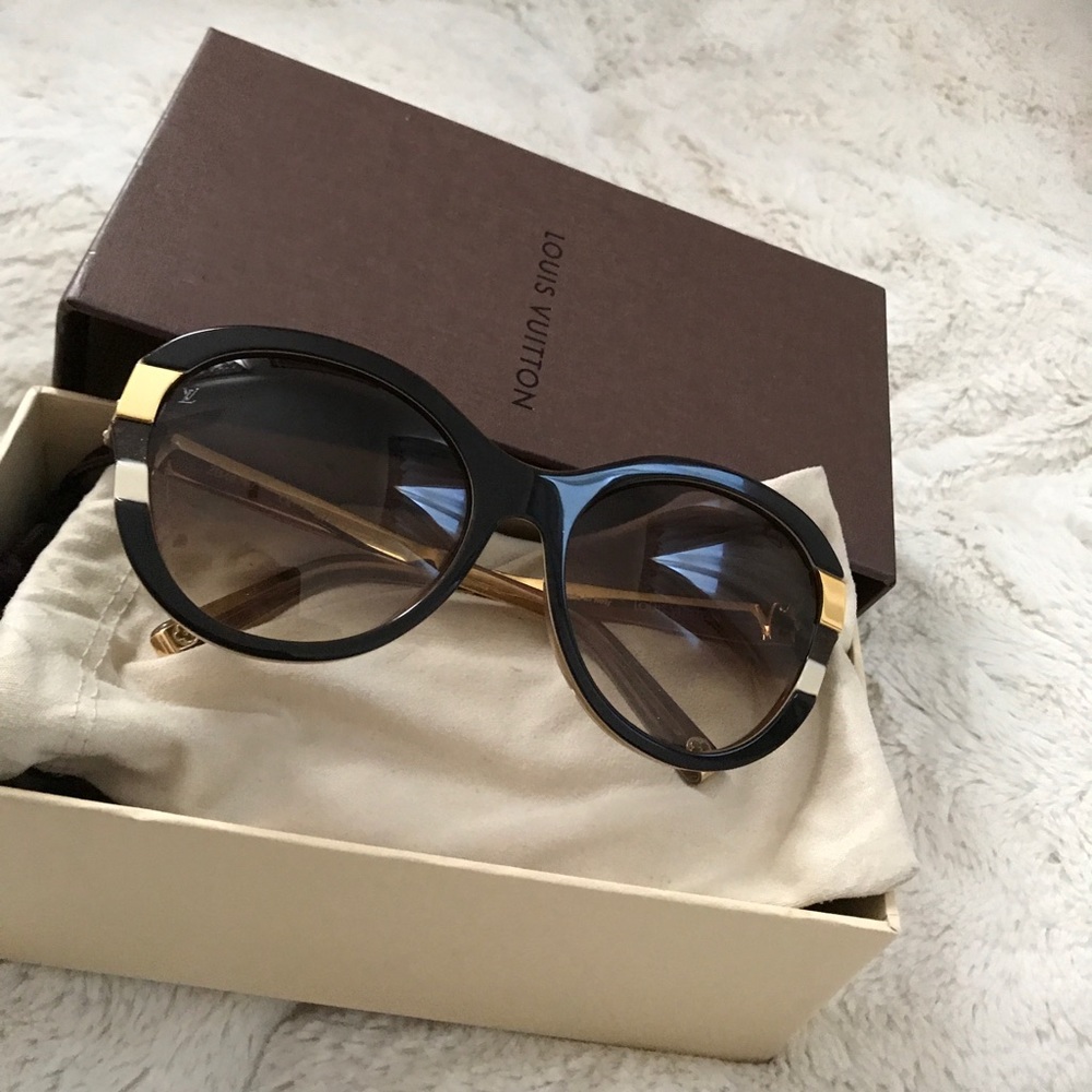 Louis Vuitton Sunglass